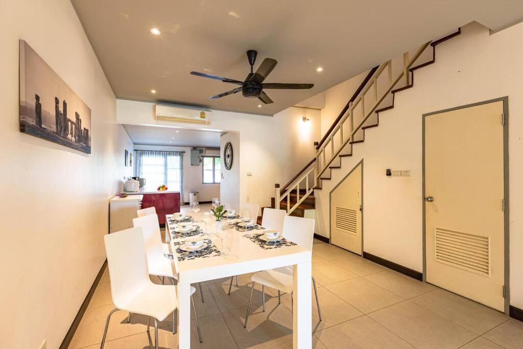 4 Bedroom Townhouse In Great Location! หัวหิน ภายนอก รูปภาพ