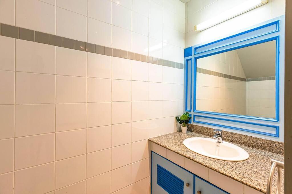 4 Bedroom Townhouse In Great Location! หัวหิน ภายนอก รูปภาพ